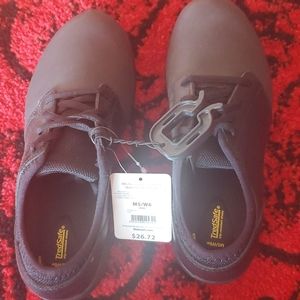 Nwt non slip work shoes